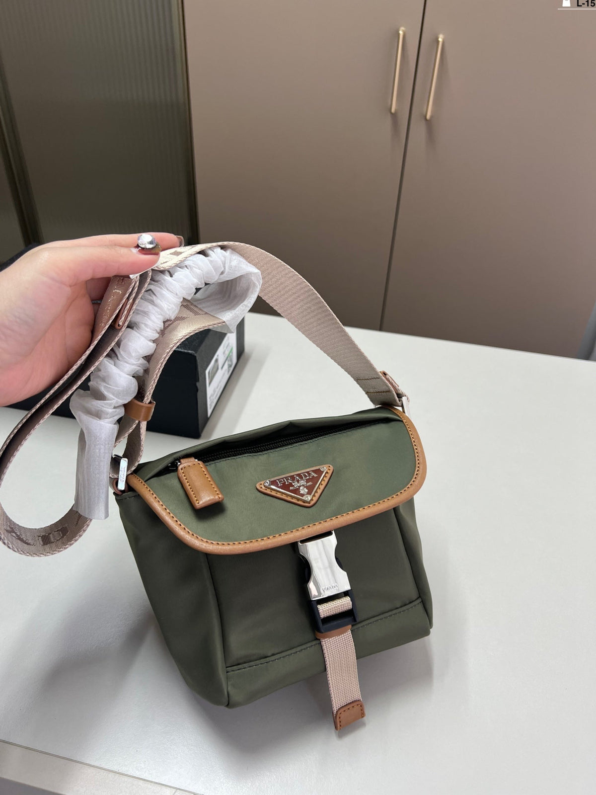 Prada Vintage Messenger Bag Crossbody 16x15cm