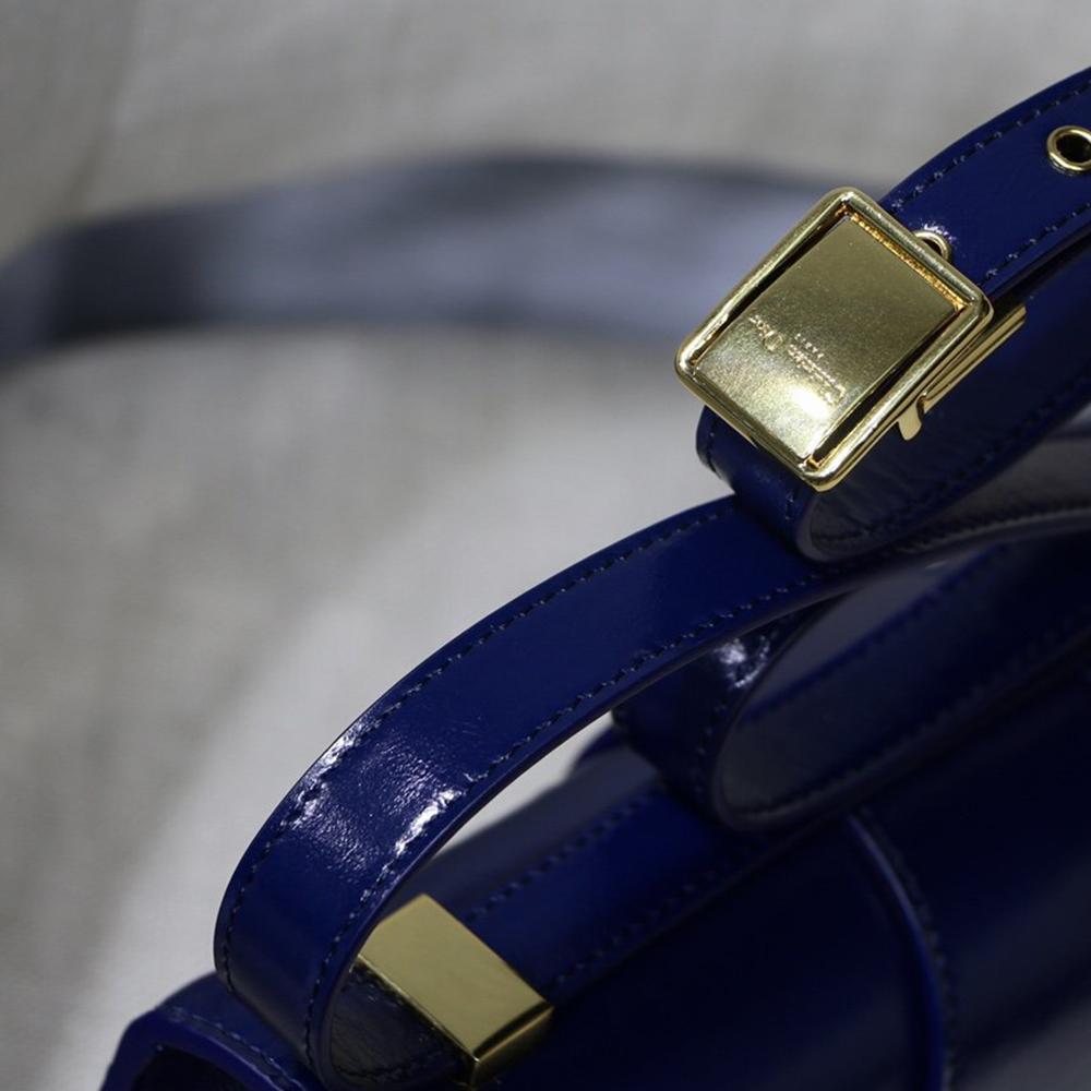 Dior 30 Montaigne Bag