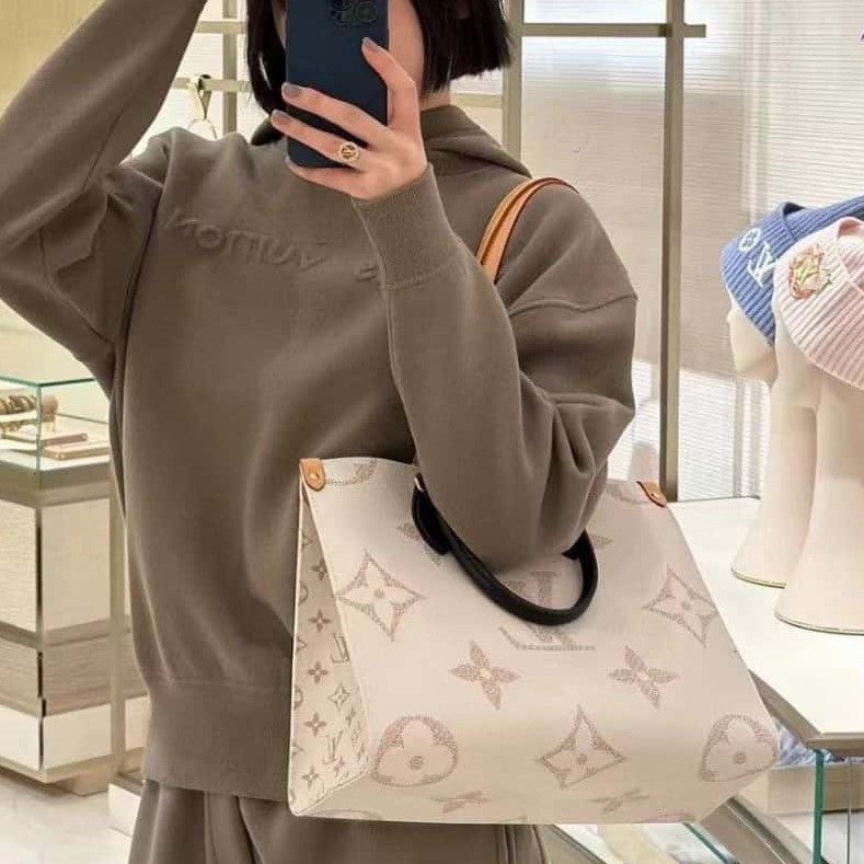 Louis Vuitton Onthego MM Tote Bag Monogram Dune Cruise 35 x 27 x 14 cm