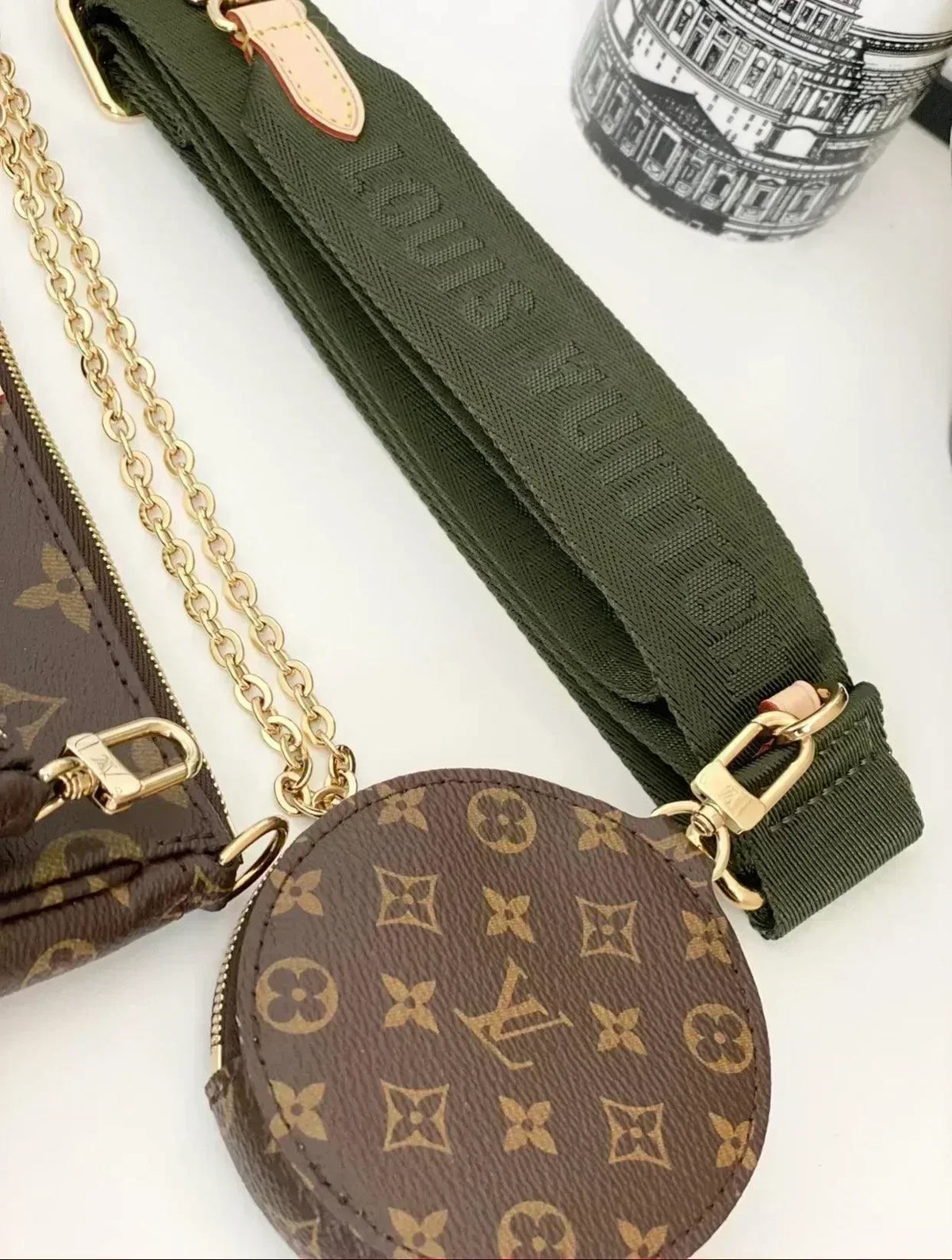 Louis Vuitton MULTI POCHETTE ACCESSOIRES